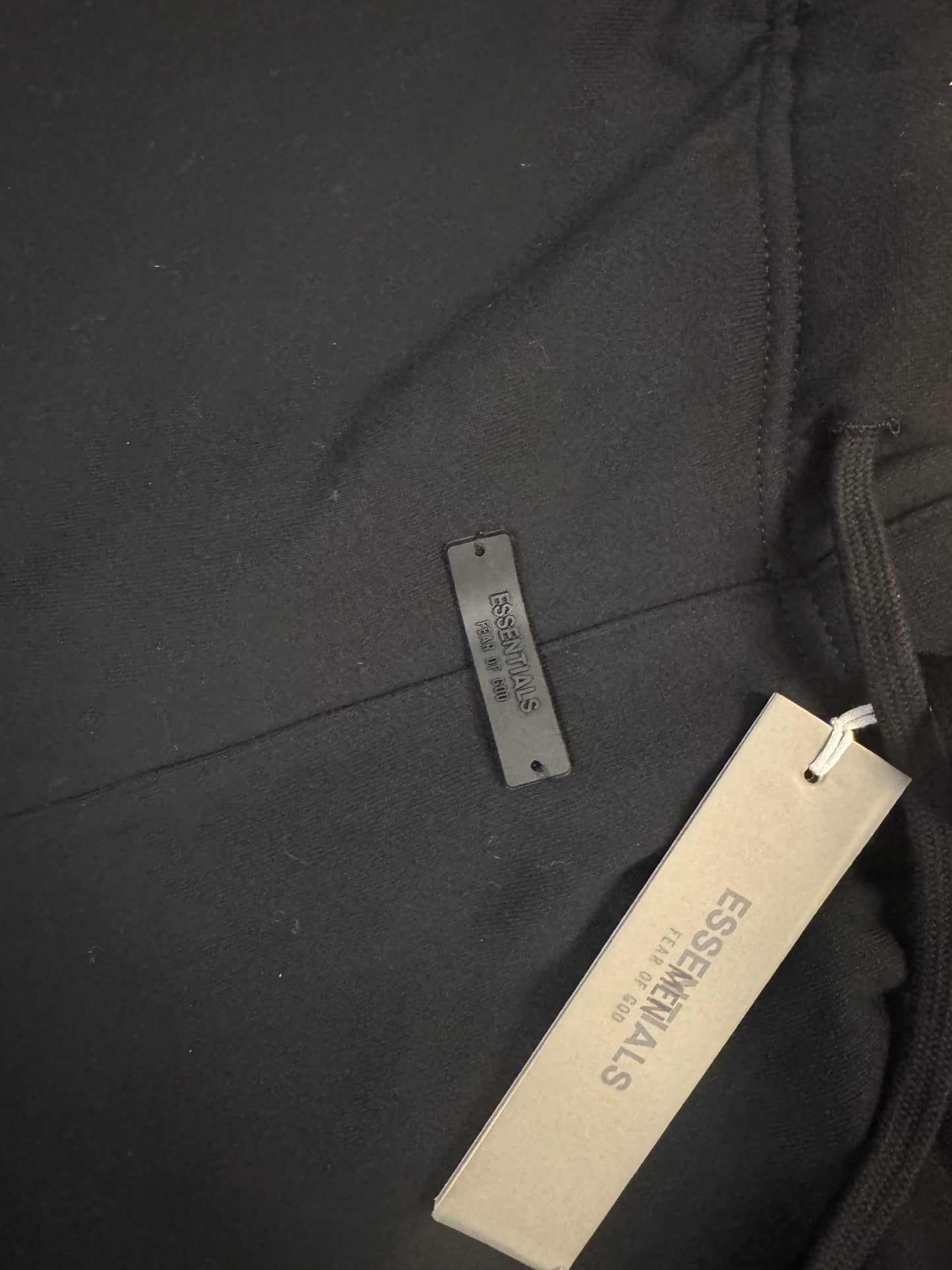 Fear of God ESSENTIALS Men's Dark Heather Oatmeal
Fleece Relaxed Sweatpants